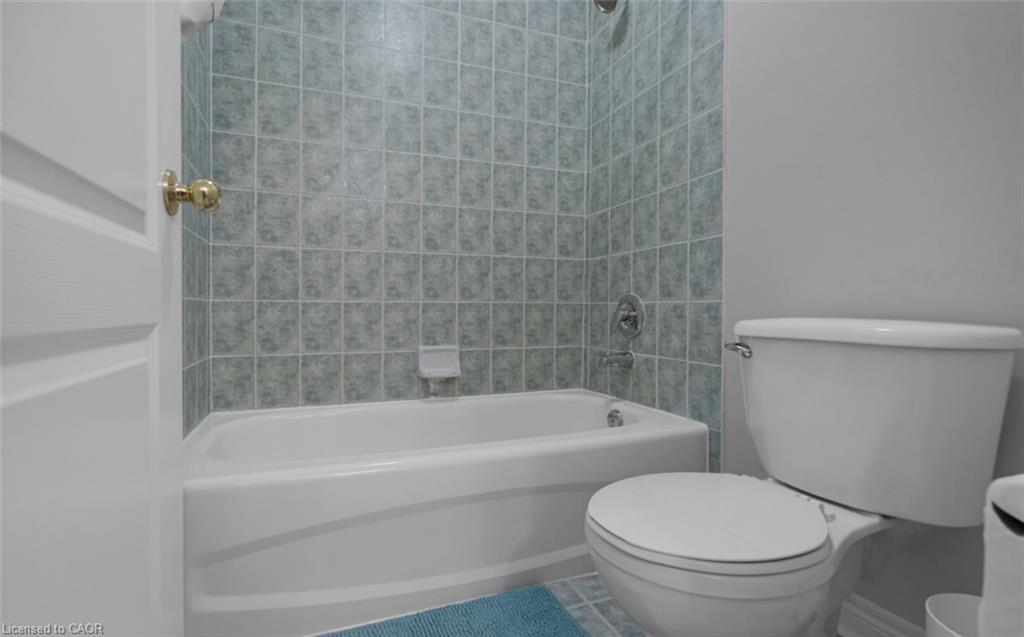 10 Morgandale Road Property Photo 15