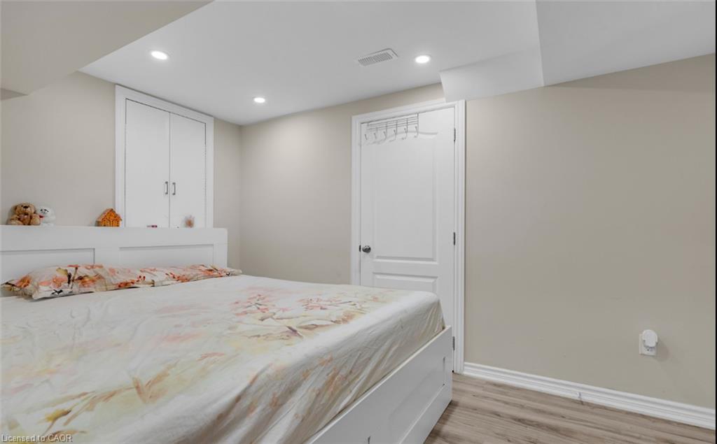 10 Morgandale Road Property Photo 31