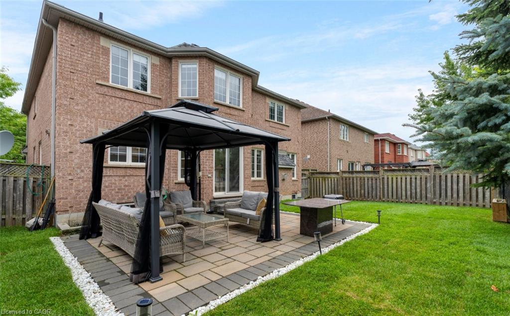 10 Morgandale Road Property Photo 35