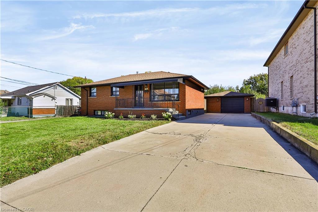 38 Deerhurst Road Property Photo 2