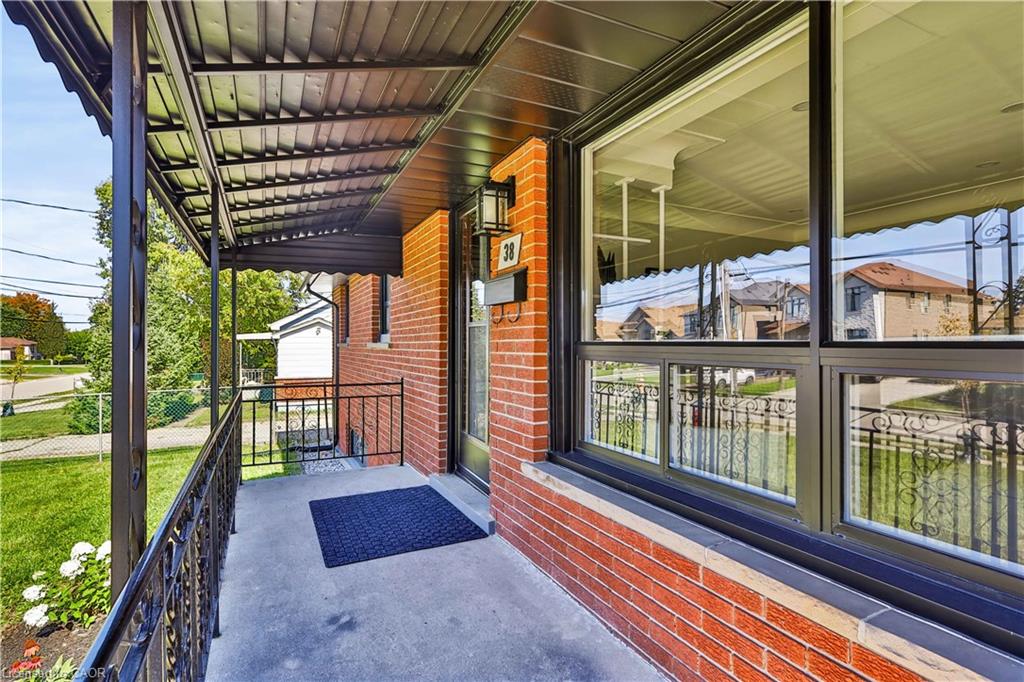 38 Deerhurst Road Property Photo 3