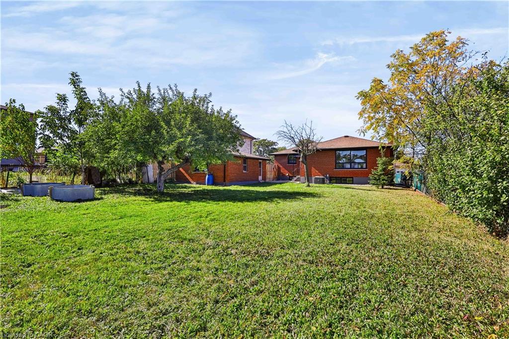38 Deerhurst Road Property Photo 32