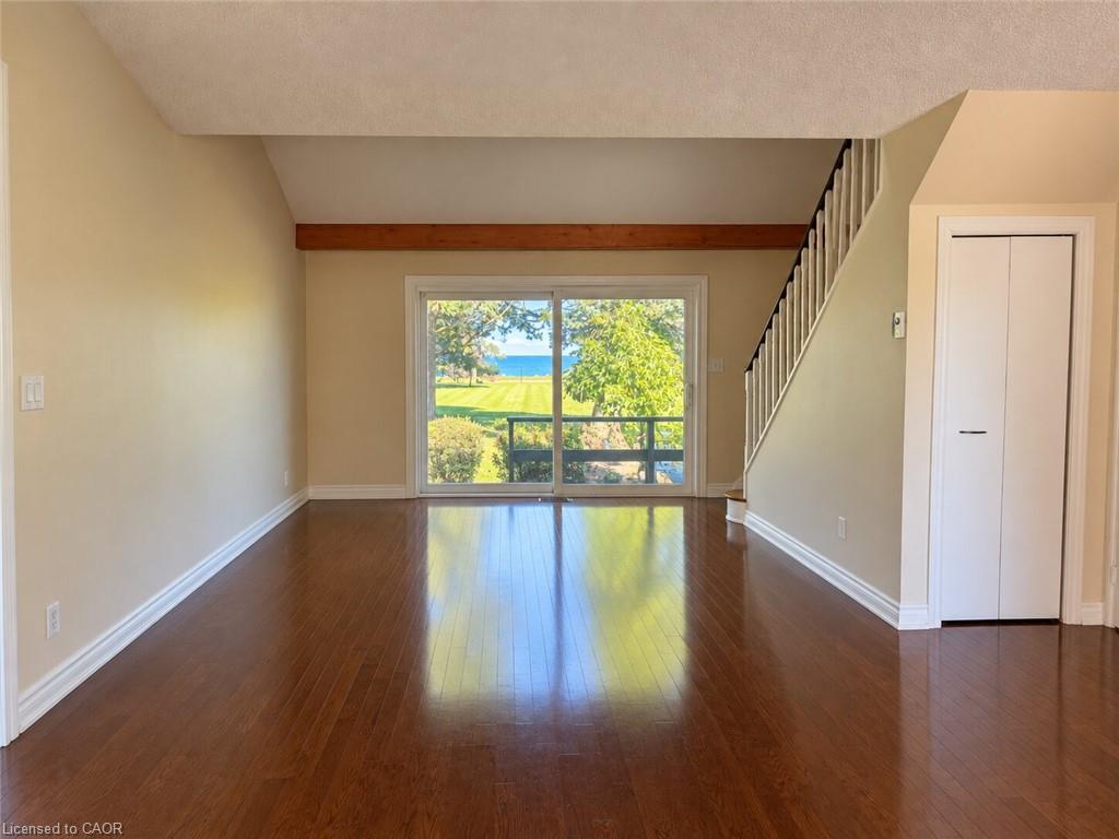 4999 Tufford Road N Property Photo 2