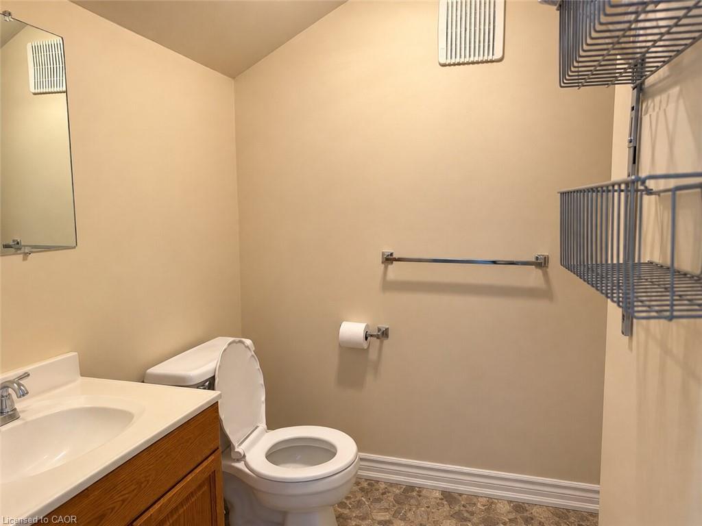 4999 Tufford Road N Property Photo 14