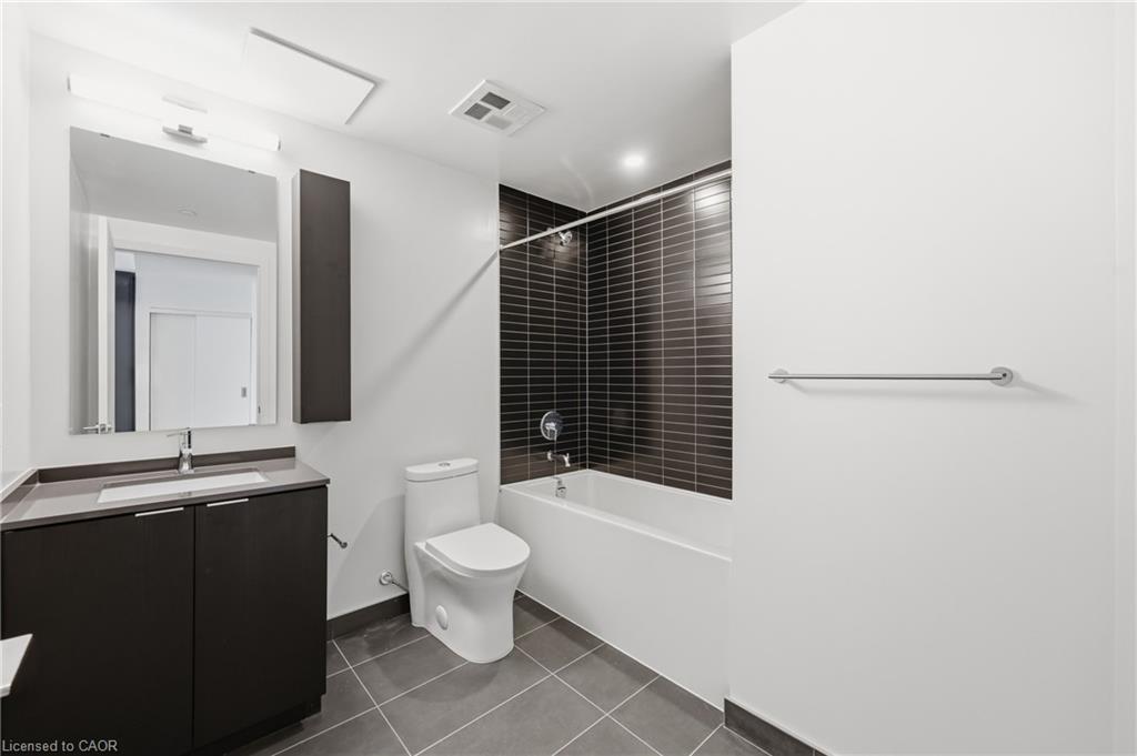 606-91 John Street N Property Photo 10