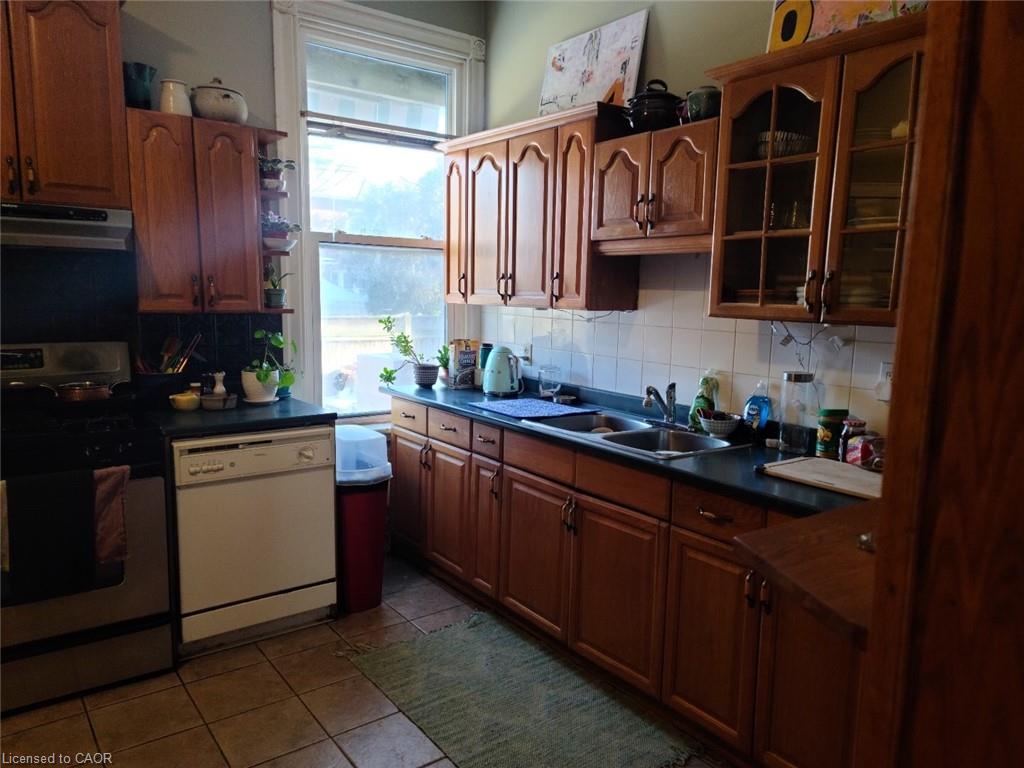 73 Sherman Avenue S Property Photo 12