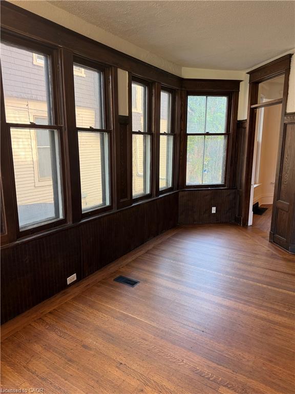 73 Sherman Avenue S Property Photo 17