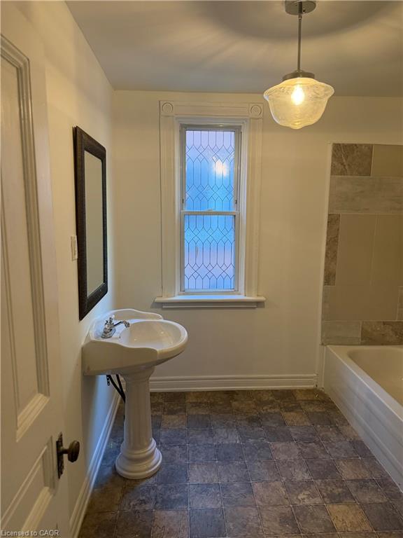 73 Sherman Avenue S Property Photo 29