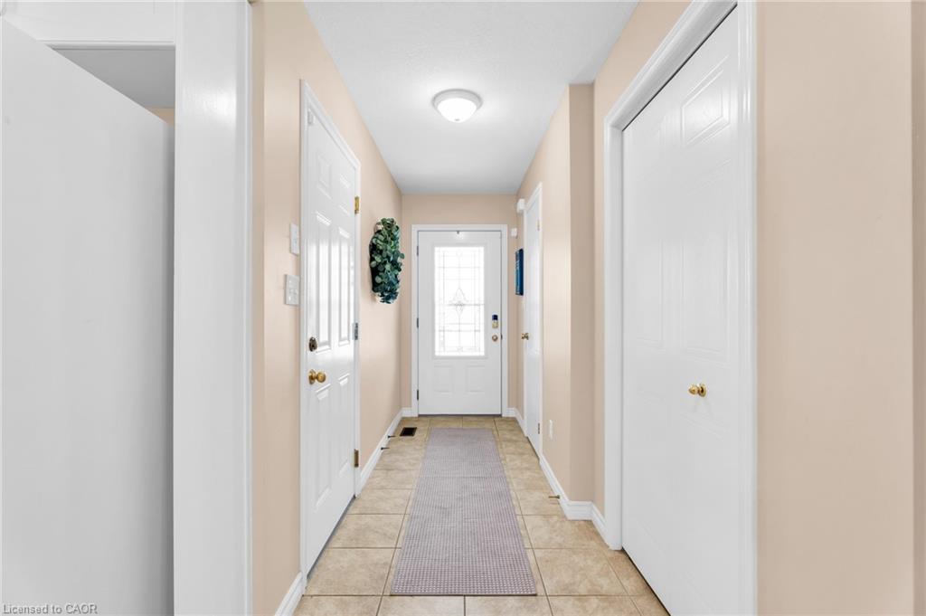 11-20 Shackleton Drive Property Photo 4