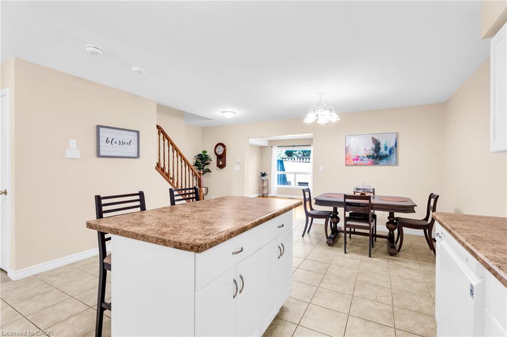 11-20 Shackleton Drive Property Photo 12