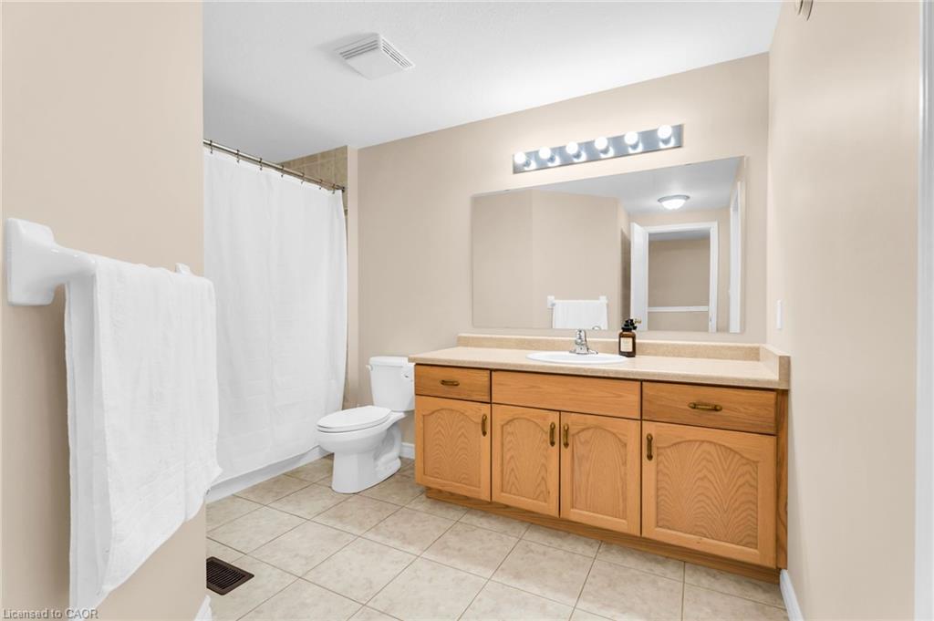 11-20 Shackleton Drive Property Photo 28