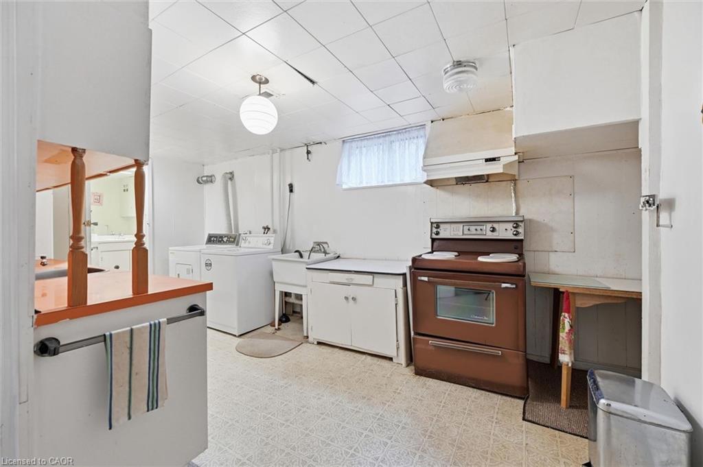 138 Luscombe Street Property Photo 23