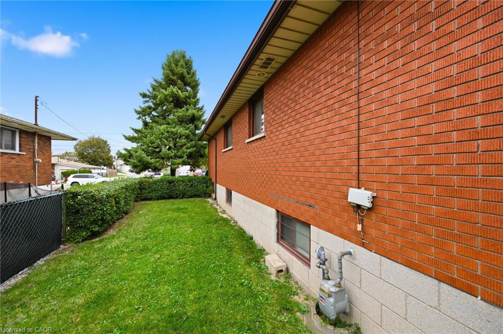 138 Luscombe Street Property Photo 31