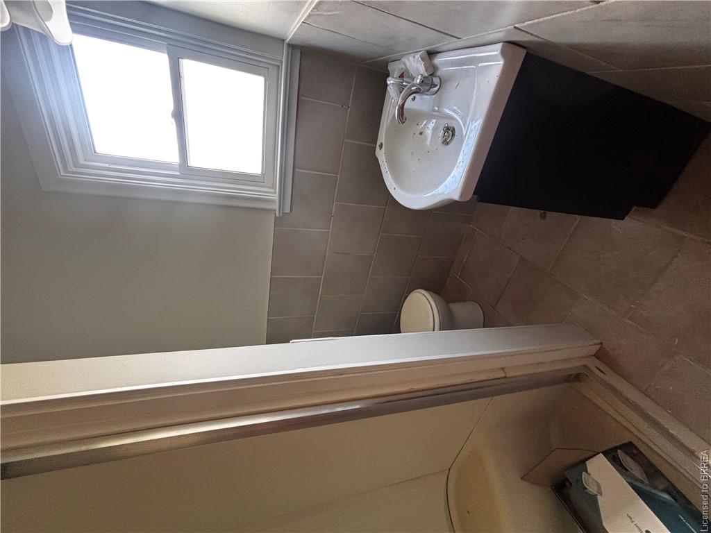 598 Mud Street E Property Photo 10