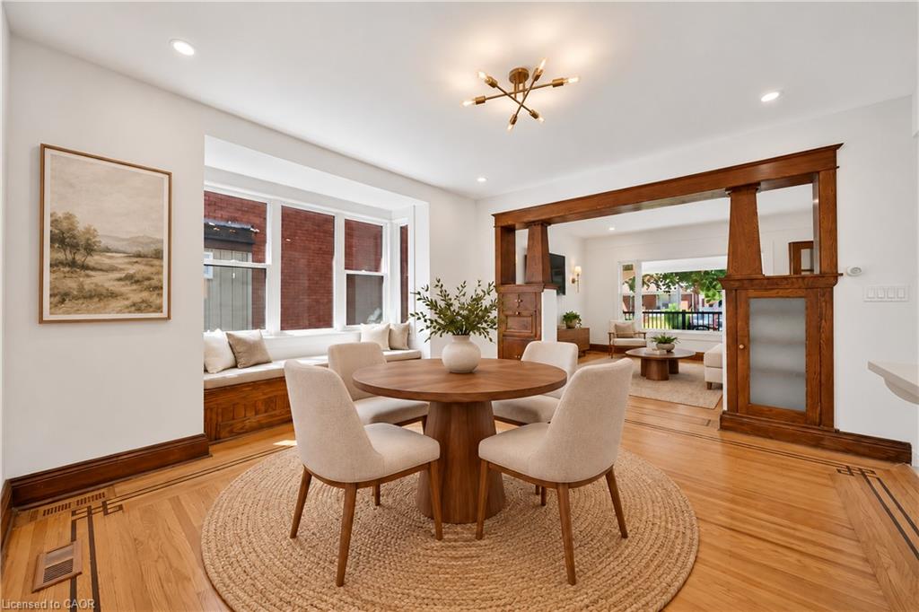 229 Park Row S Property Photo 18