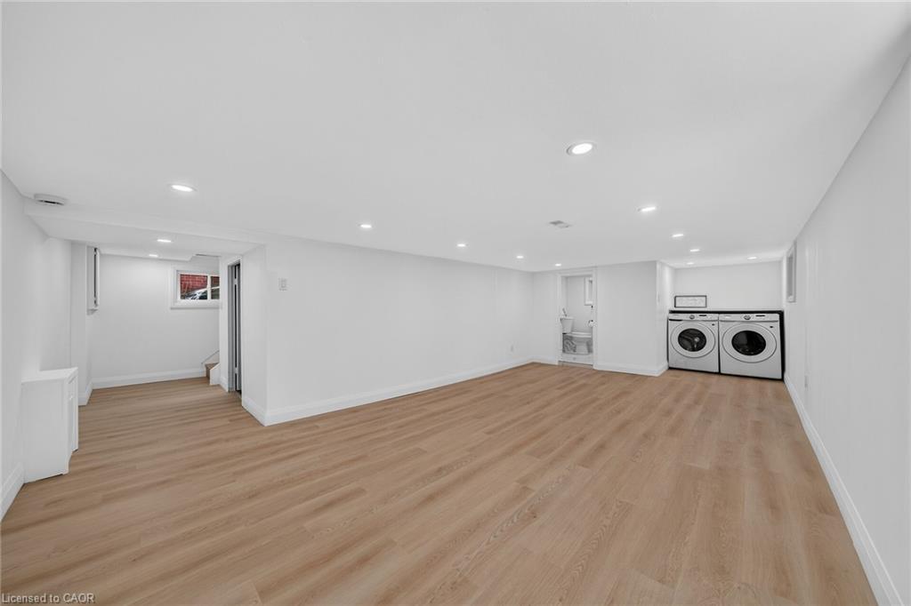229 Park Row S Property Photo 31
