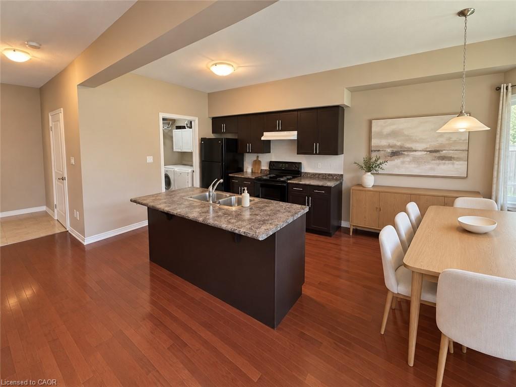 133 Oakhaven Place Property Photo 6