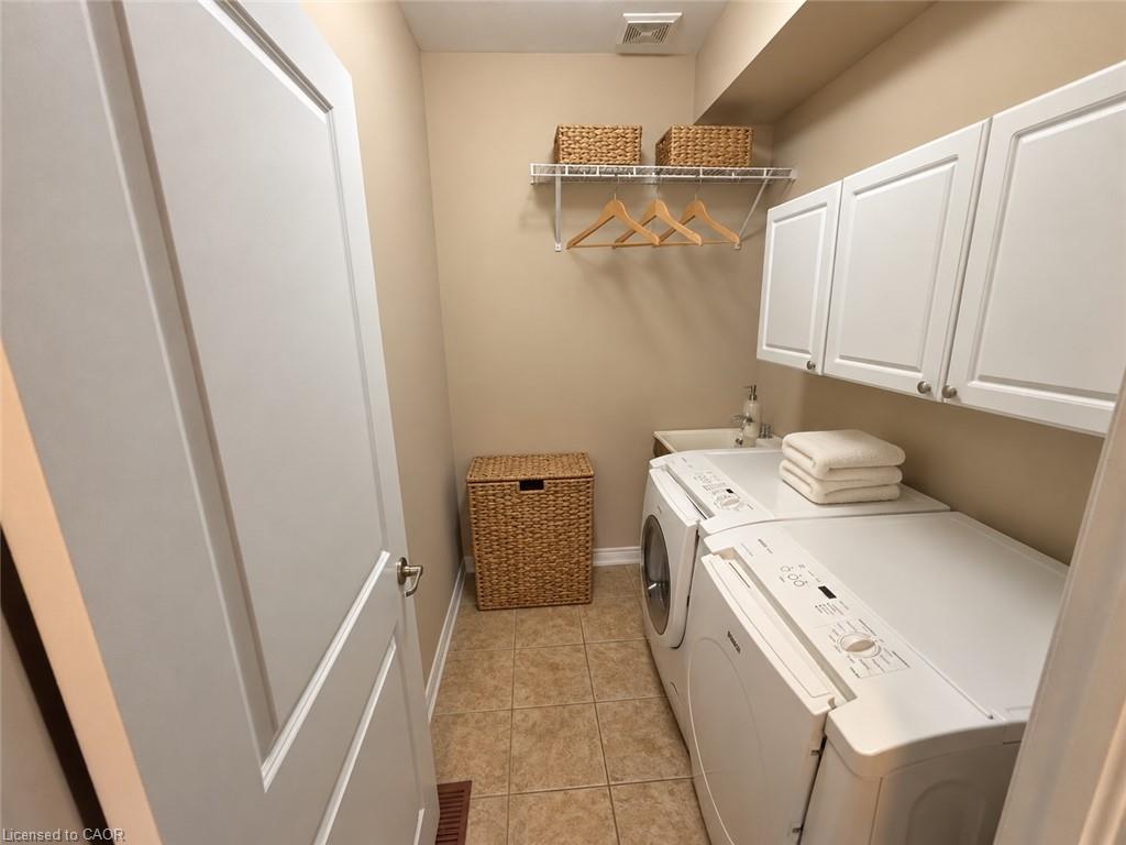 133 Oakhaven Place Property Photo 9