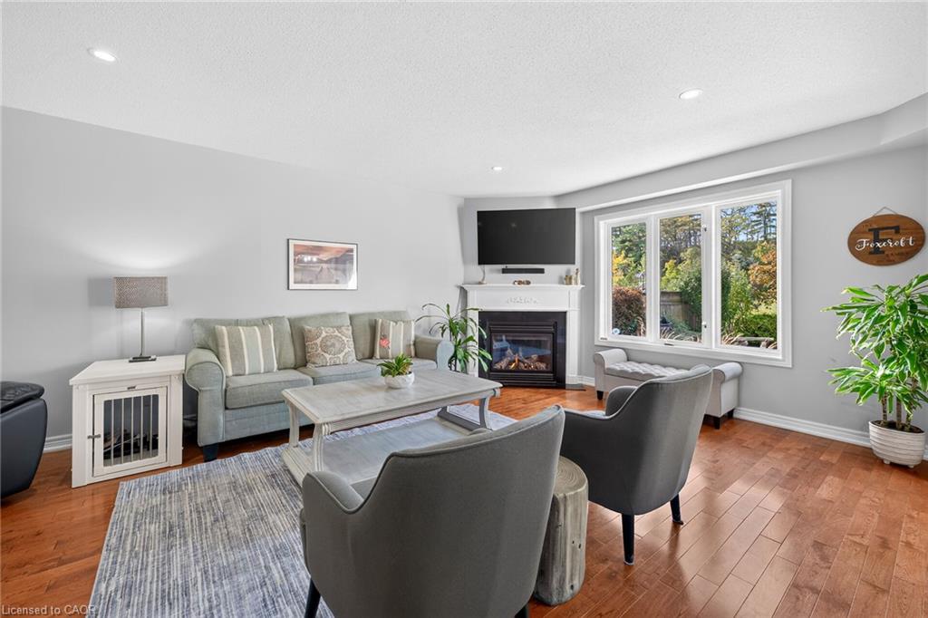 54 Vinifera Drive Property Photo 21