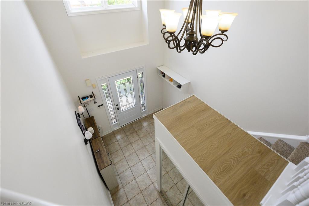 54 Vinifera Drive Property Photo 27