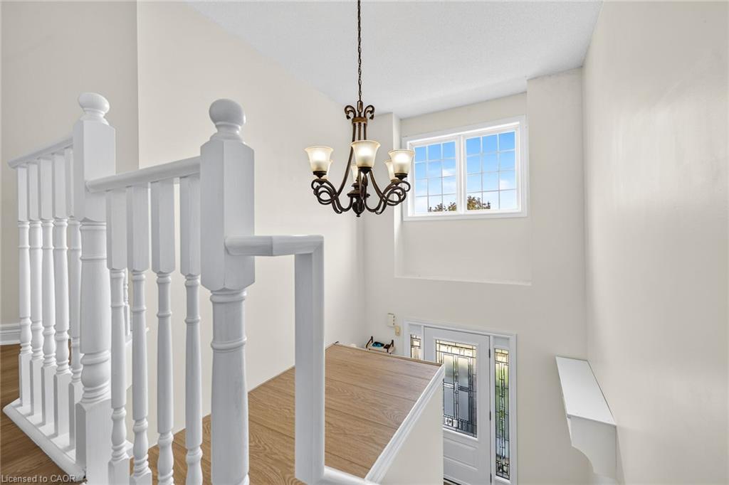 54 Vinifera Drive Property Photo 28