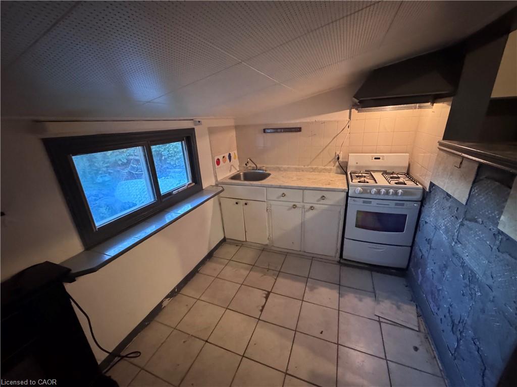 11 Rathmine Street Property Photo 23