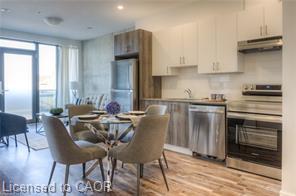 1006-1438 Highland Road W Property Photo 2