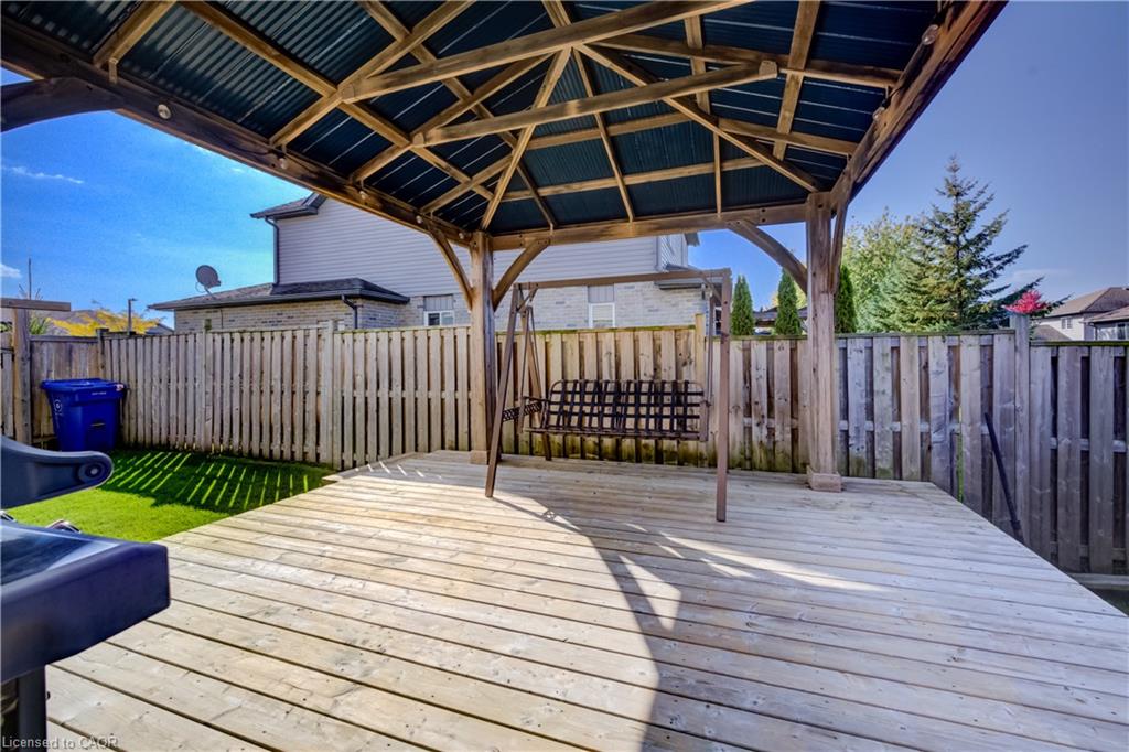 28 Green Street Property Photo 37