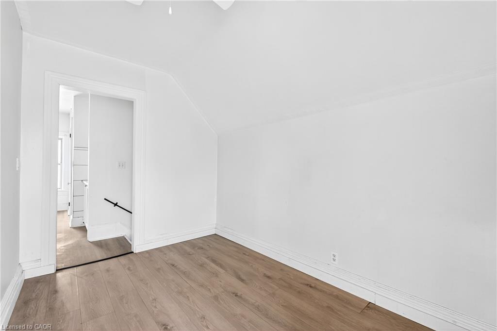 15 Warnock Street Property Photo 12