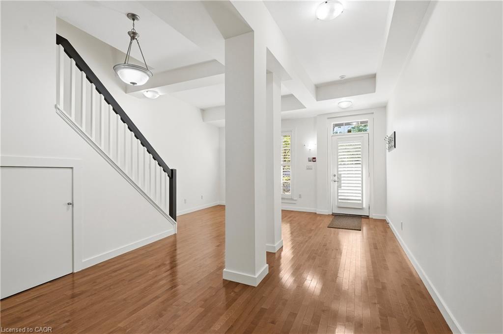 8-49 Ontario Street Property Photo 12