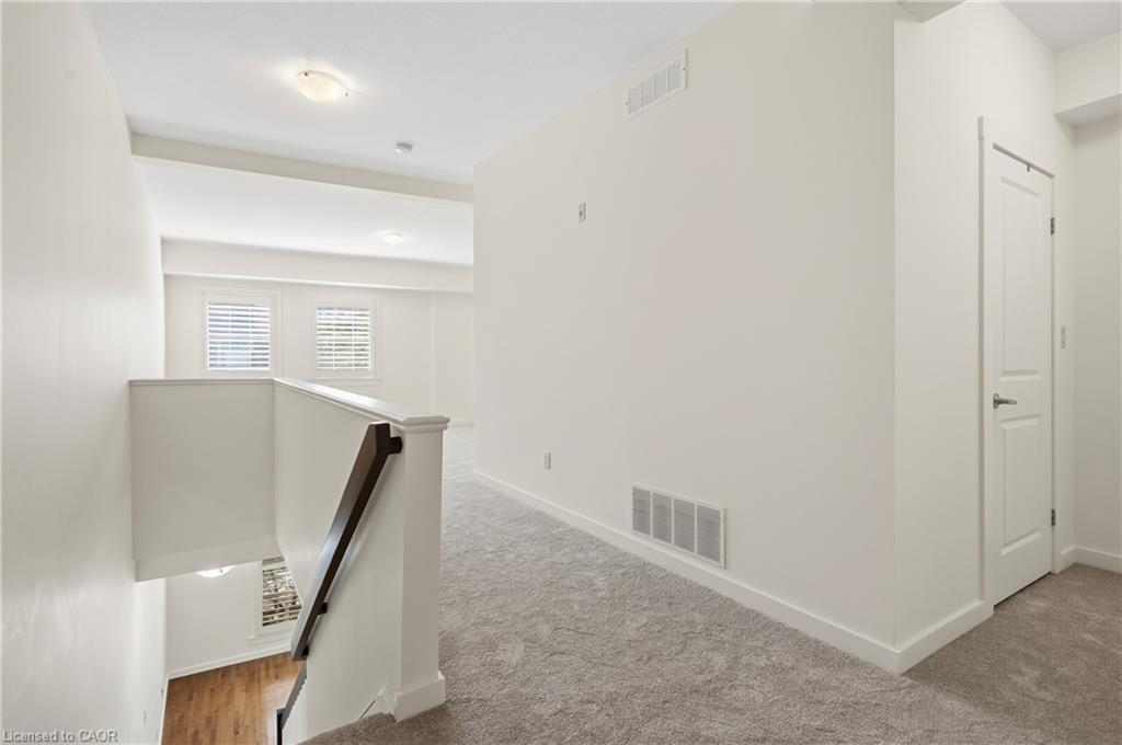 8-49 Ontario Street Property Photo 17