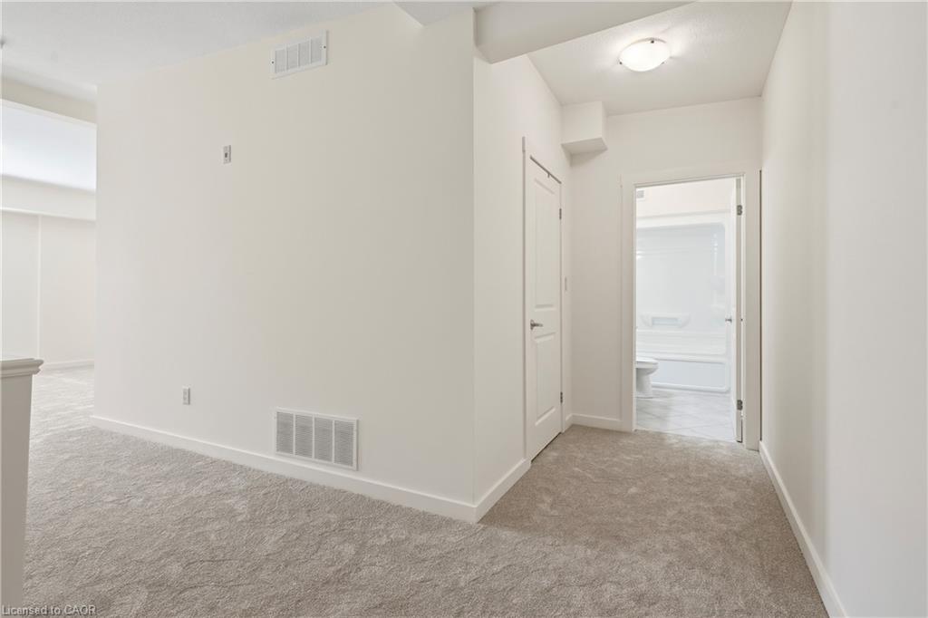 8-49 Ontario Street Property Photo 18