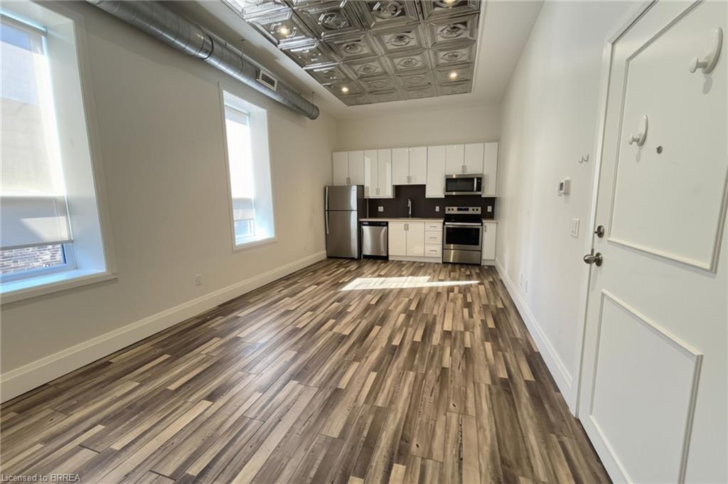 318-140 Dalhousie Street Property Photo 3