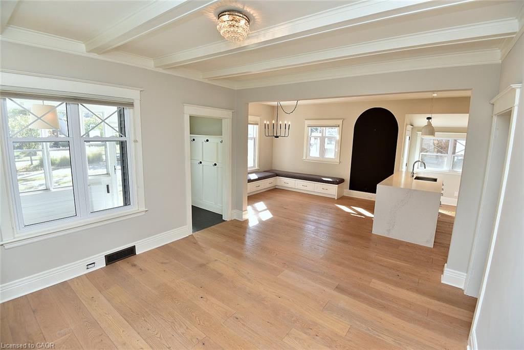 6 Nelles Boulevard Property Photo 6
