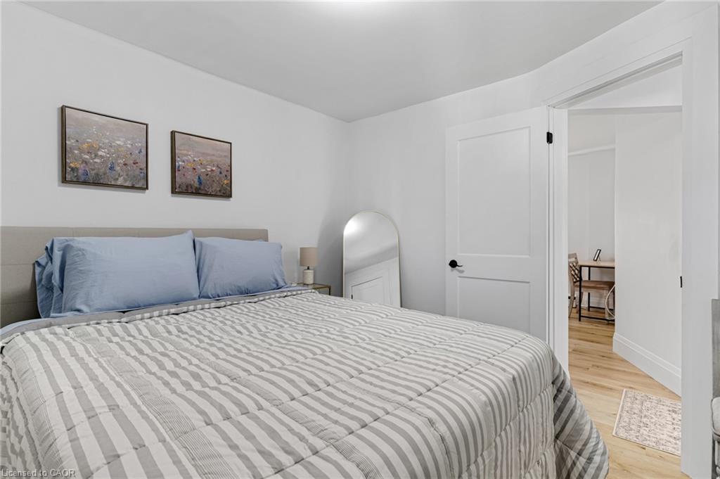 3-115 Ainslie Street N Property Photo 15