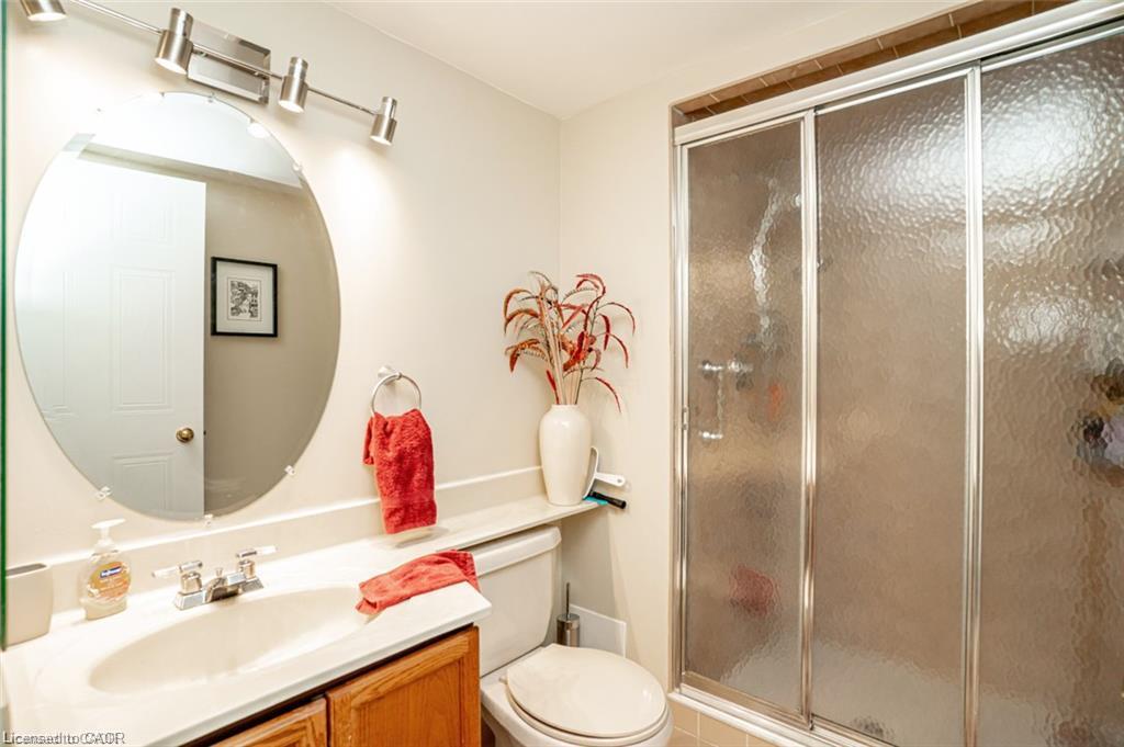 209-33 Weldrick Road E Property Photo 24