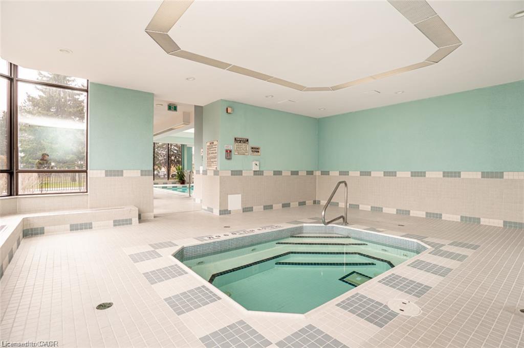 209-33 Weldrick Road E Property Photo 36