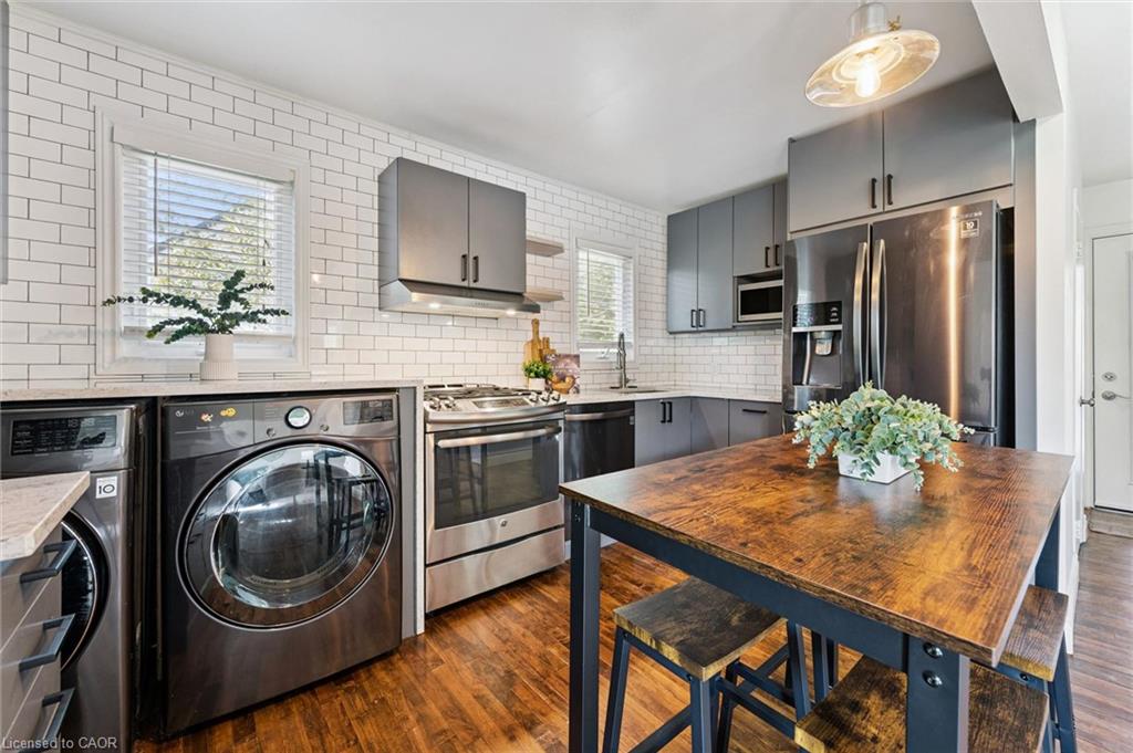 39 Ridgewood Avenue Property Photo 13
