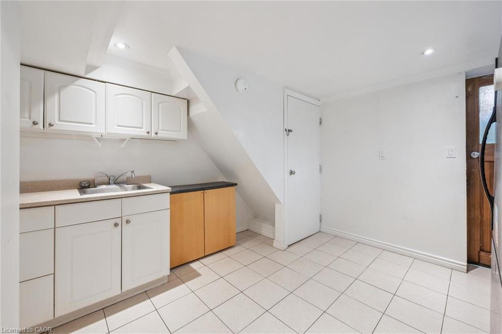 39 Ridgewood Avenue Property Photo 26