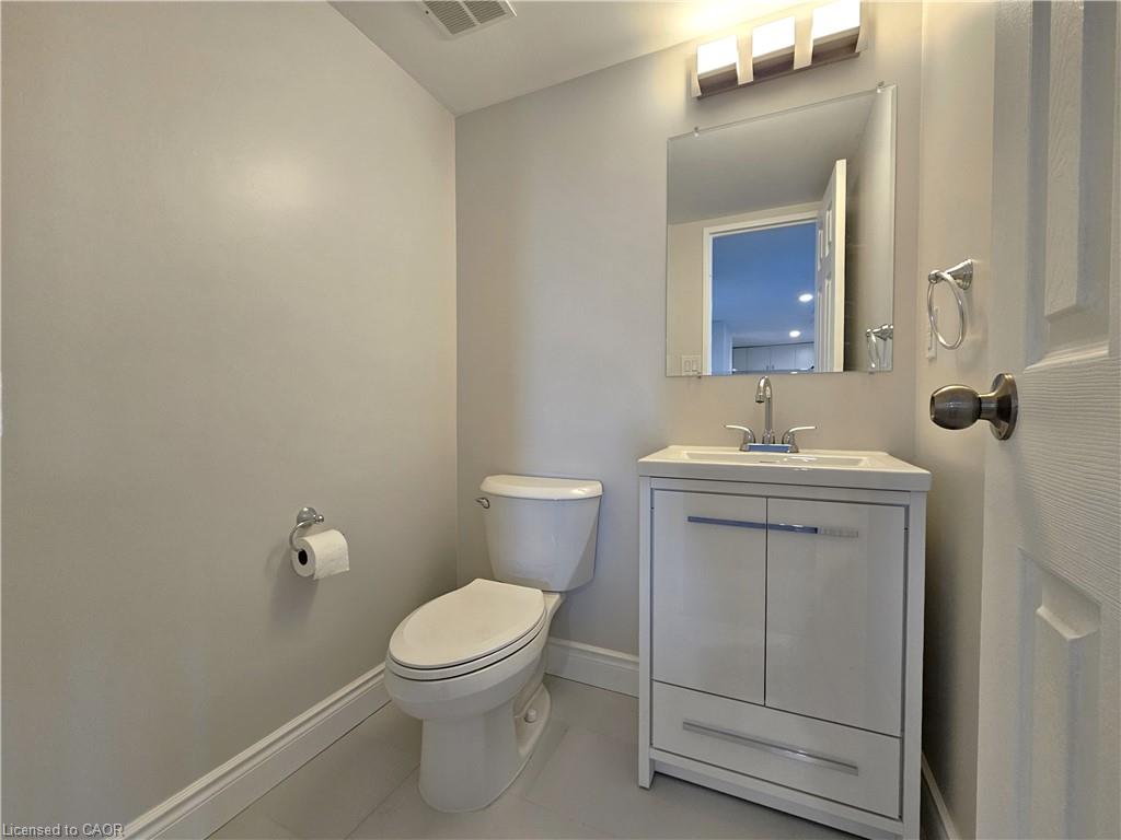 508-260 Sheldon Avenue N Property Photo 3