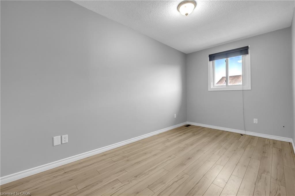 2-1135 Nellis Street Property Photo 5