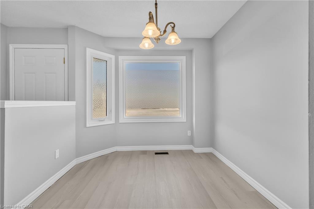 2-1135 Nellis Street Property Photo 11
