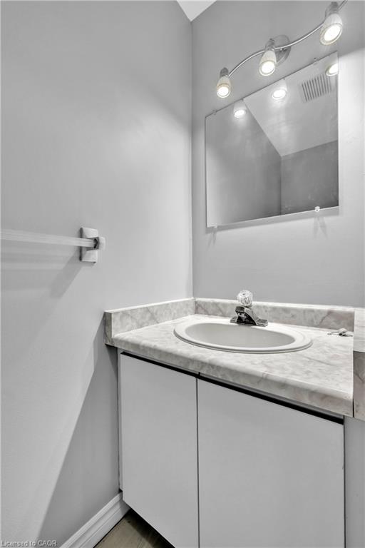 2-1135 Nellis Street Property Photo 12