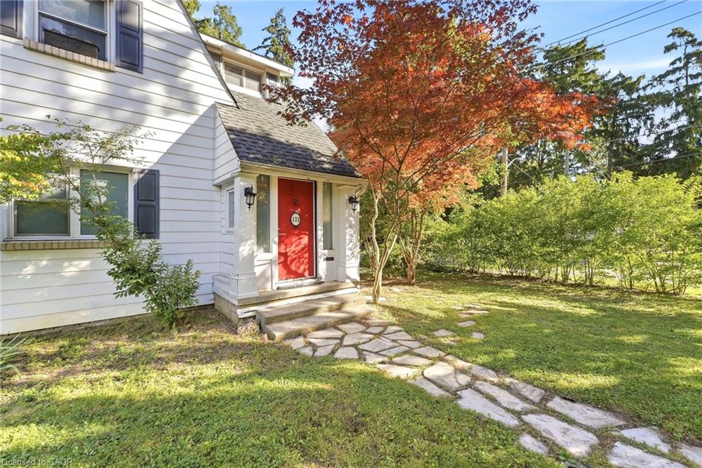 132 Base Line Road E Property Photo 5