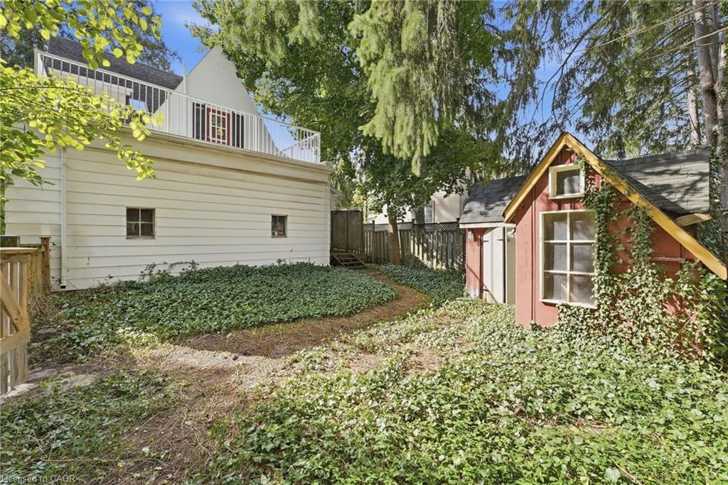 132 Base Line Road E Property Photo 47