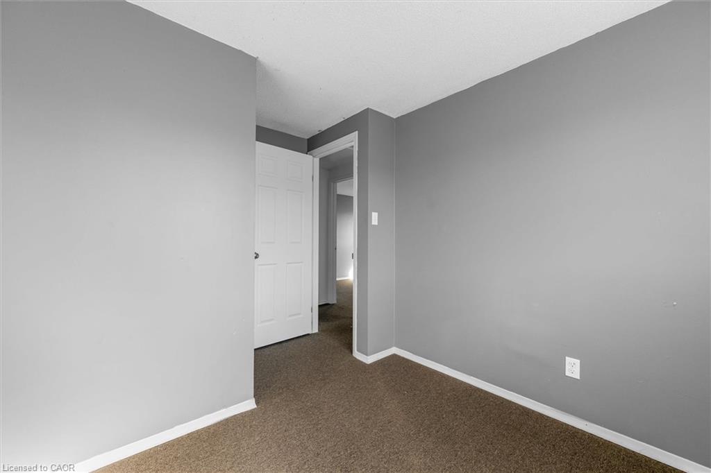 16 Crystal Court Property Photo 13