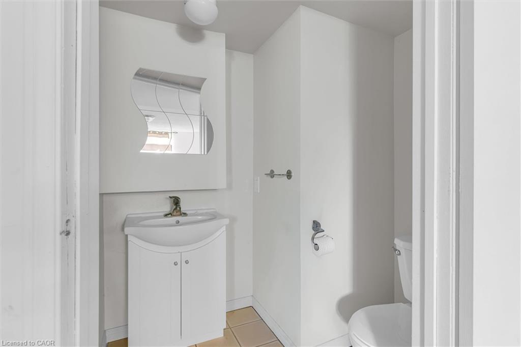 16 Crystal Court Property Photo 20
