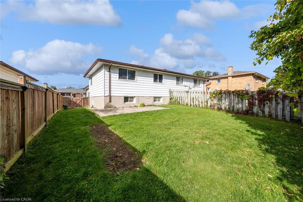 16 Crystal Court Property Photo 26