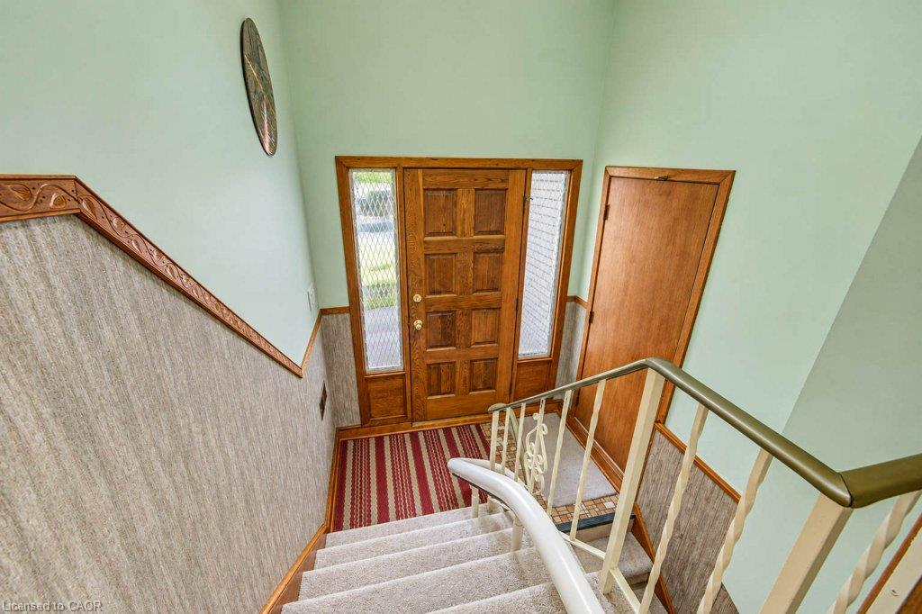22 Clarke Street W Property Photo 5