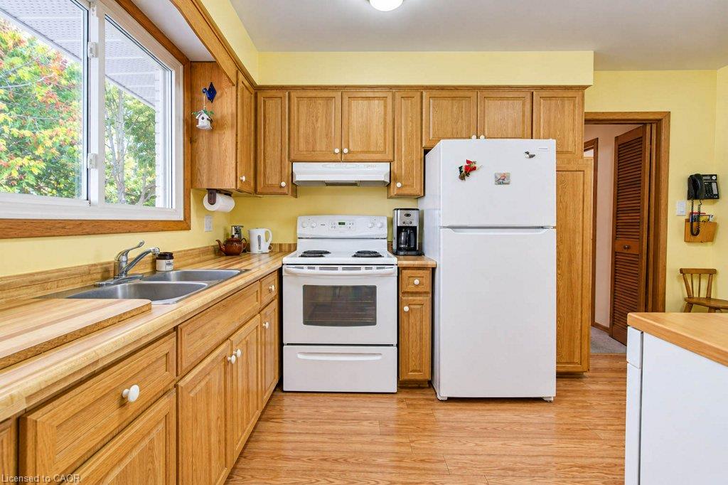 22 Clarke Street W Property Photo 14